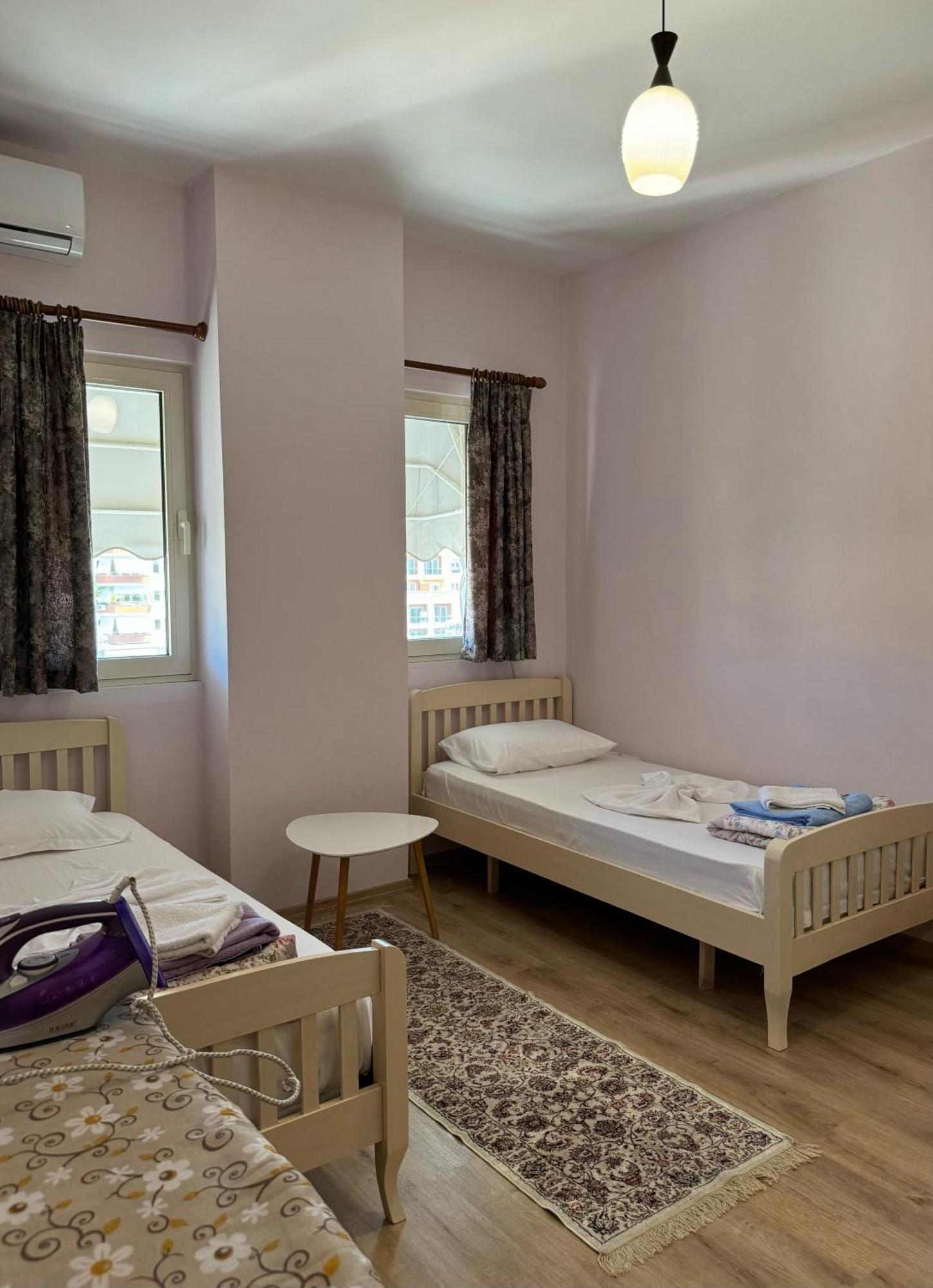 Era'S Apartment Tirana Kültér fotó