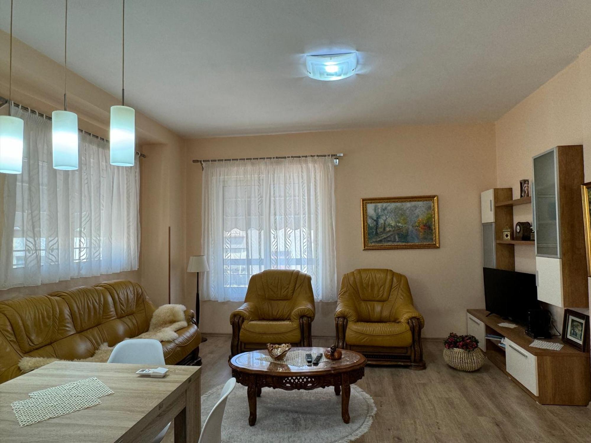 Era'S Apartment Tirana Kültér fotó