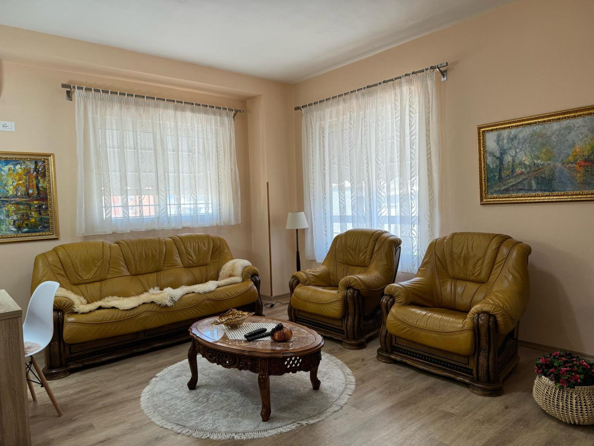 Era'S Apartment Tirana Kültér fotó