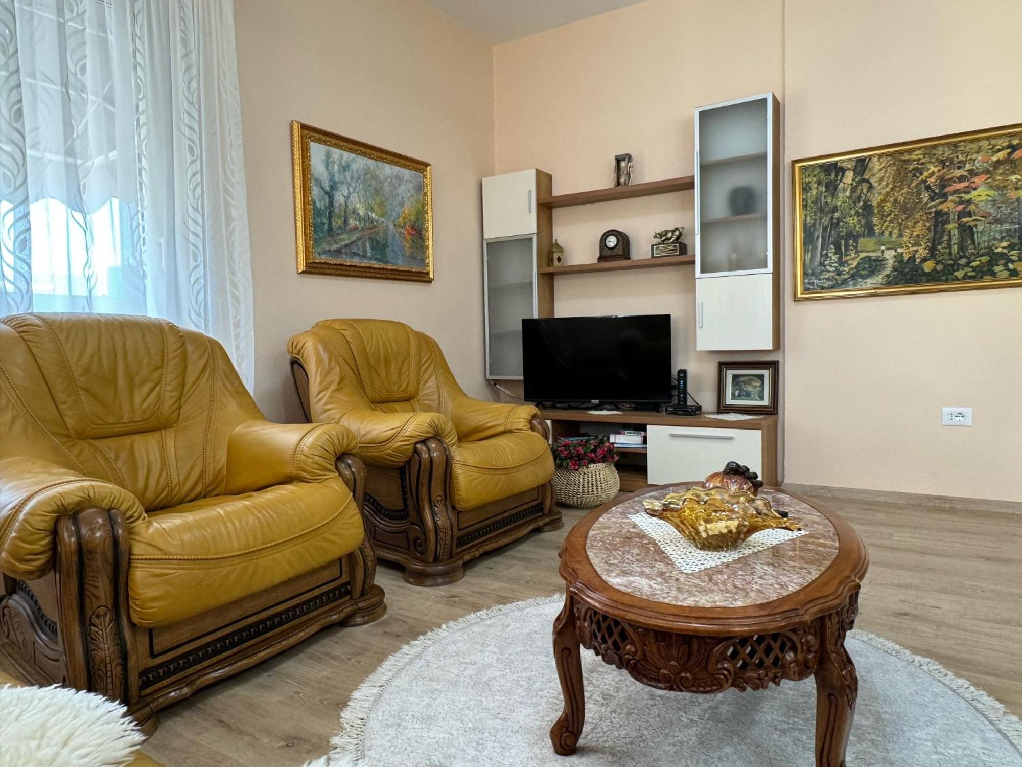 Era'S Apartment Tirana Kültér fotó